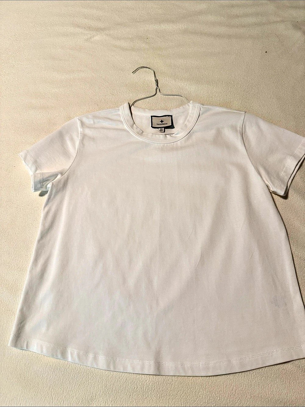 Tuckernuck Short Sleeve Tee in White Size XS Like New